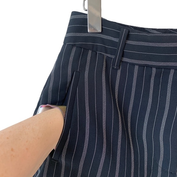 Aritzia Wilfred Tie Front Crop High Waist Pinstripe Black White Women’s 8 - Picture 4 of 10